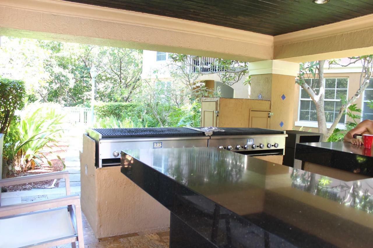 Appartement Yacht Club At Aventura 2 Bed 2 Bath Luxurius Cozy Brand New Extérieur photo